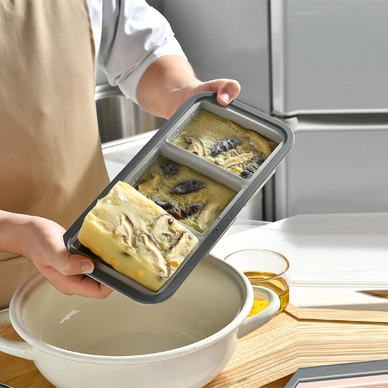 Silicone Freezer Tray with Lid - Image 5