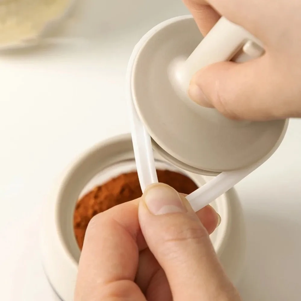 Glass Seasoning Jar with Telescopic Spoon - Image 5